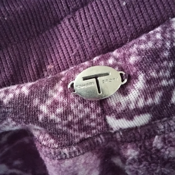 Tahari Sport Fleece Joggers - Picture 4 of 4